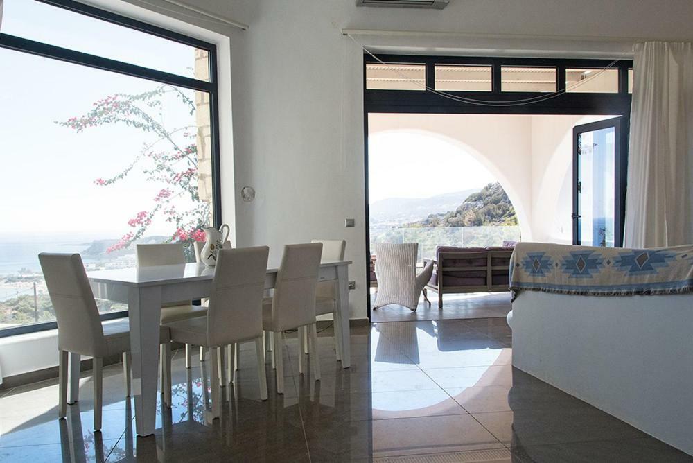 Evilia Luxury Villa Amoopi Ngoại thất bức ảnh